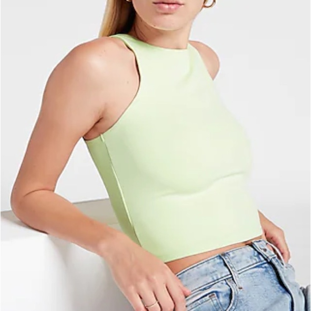 Express Body Contour High Neck Cropped Tank Light Green